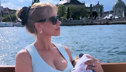La modelo compartió su álbum de fotos familiares y contó cómo fue viajar a Europa con su hijo Cruz Urcera.