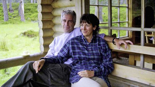 26_07_2025_ghislaine_maxwell_jeffrey_epstein_afp_g