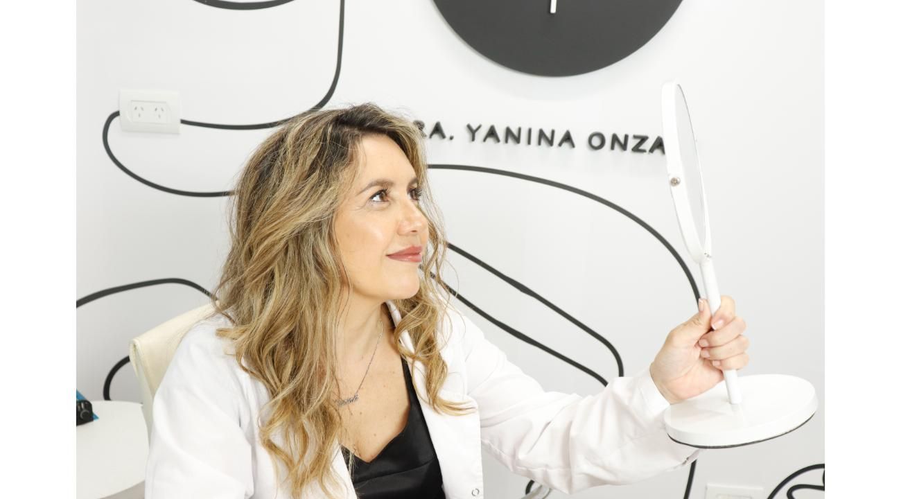 Dra. Yanina Onzari: el arte de cuidar lo visible desde lo invisible