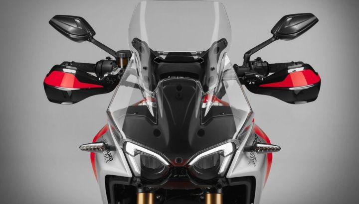 Nueva MV Agusta Enduro Veloce: características y equipamiento de la moto trail premium
