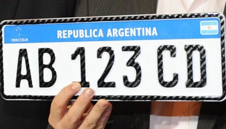 Se normaliza la entrega de chapas patente en los 0km