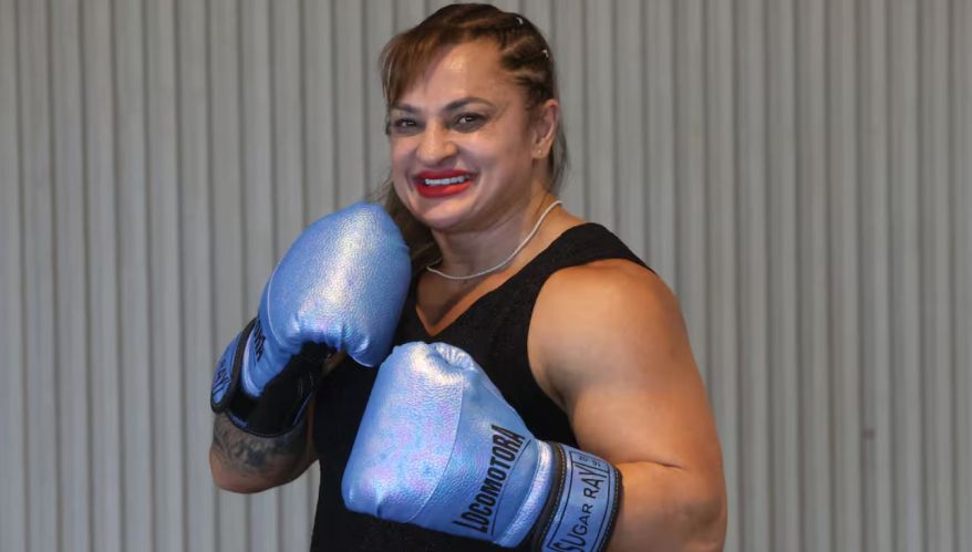 Alejandra "Locomotora" Oliveras