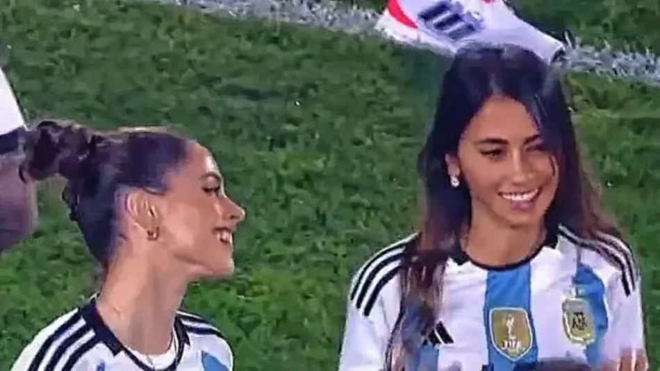 Tini Stoessel y Antonela Roccuzzo