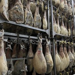 El jamón ibérico justifica su Denominación de Origen con un proceso artesanal y natural que se cumple en todas sus etapas.
