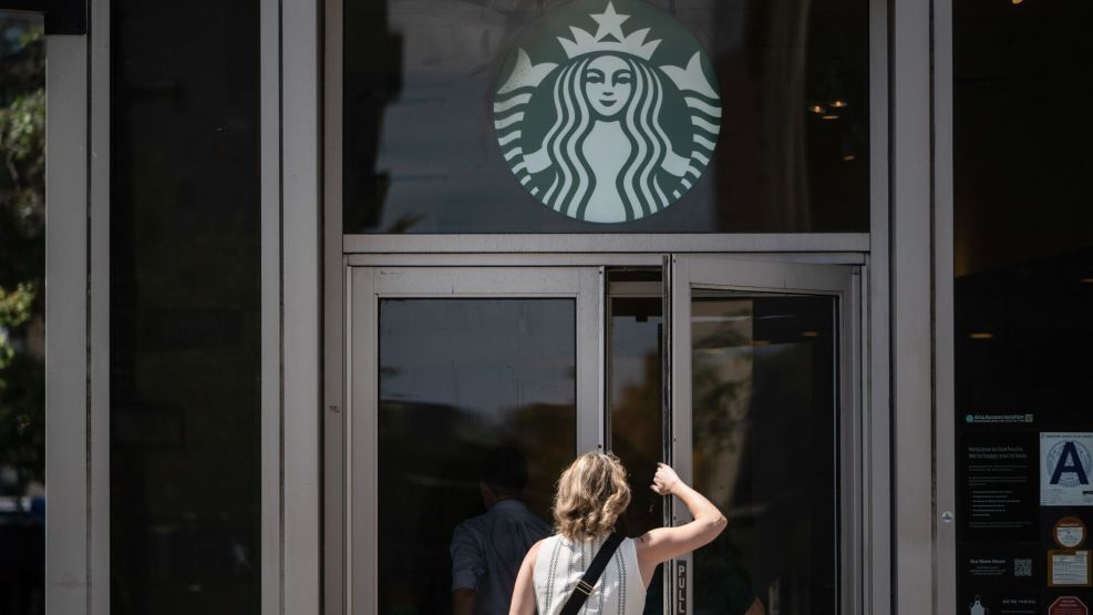 Starbucks Ahead Of Earnings Figures