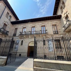 El Museo Helga de Alvear, en Cáceres, es gratuito y acerca el arte contemporáneo a personas de todas las edades.
