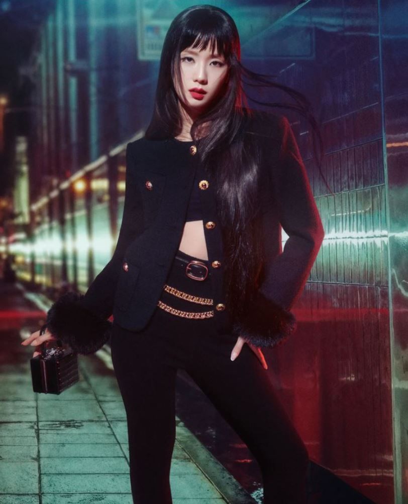 Jisoo para Selfportrait