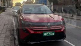 Aparece el Renault Boreal completamente al descubierto por las calles