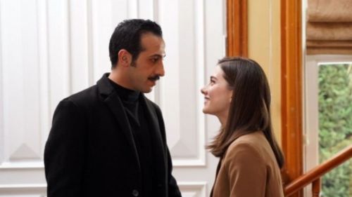 Cómo fue el intrincado y pasional romance de Afra Saraçoğlu y Mert Ramazan  Demir, protagonistas de la novela turca “Amor a cualquier precio" | Exitoina