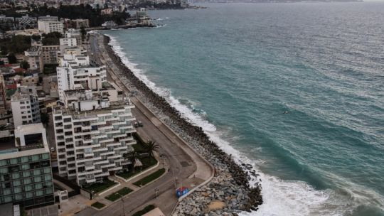 20250730 Vista del oleaje en Viña del Mar, Chile, el 30 de julio de 2025.
