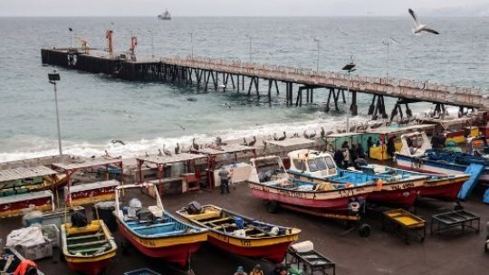 Debido a la alerta de tsunami en Chile, evacúan hasta a los presos de cinco cárceles: ¿dónde los trasladan?