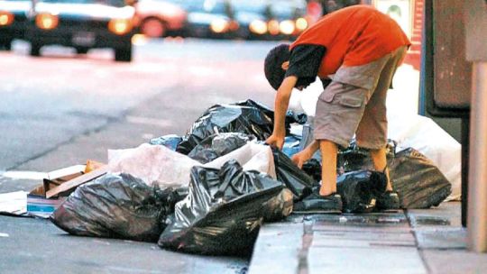 La pobreza se redujo a 31,6% y afectó a 14,6 millones de personas en el segundo semestre de 2025