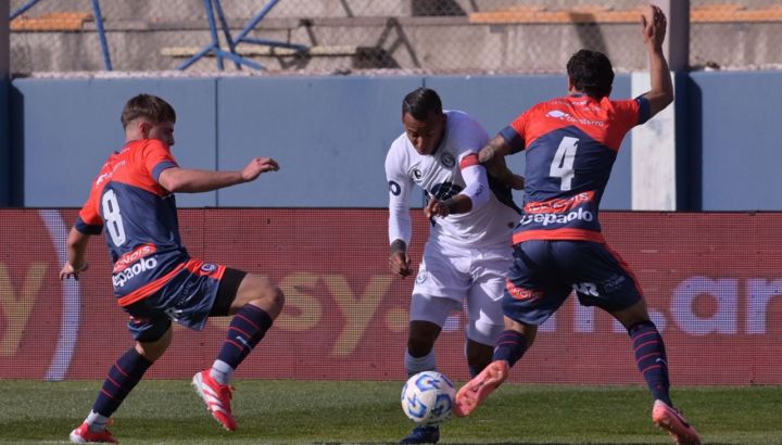 Independiente Rivadavia avanzó en Copa Argentina