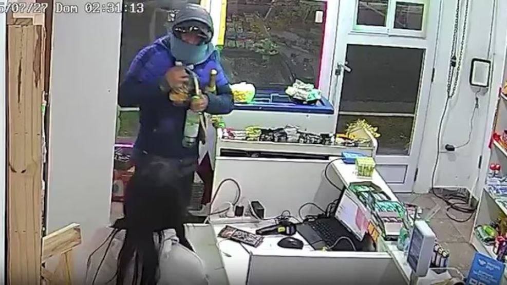 Robó un kiosco y amenazó a la empleada con abusarla sexualmente.