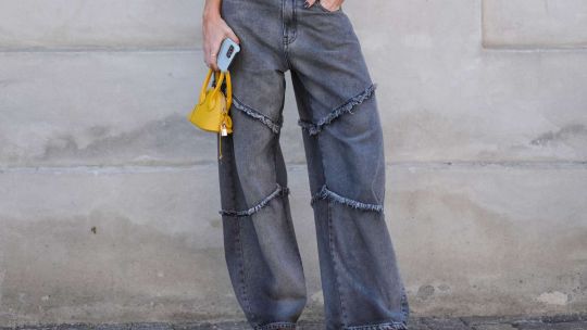 Jeans barrel: la tendencia denim que reemplaza a los skinny