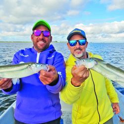 Calidad superlativa en un momento difícil para otras lagunas. Ejemplares de 40 cm capturados con líneas de 1,50 m máximo, en un ámbito que no supera los dos metros de profundidad.