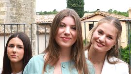 Tendencias de verano: Leonor y Sofía de España dan lección de estilo en palazzos que podés replicar fácilmente