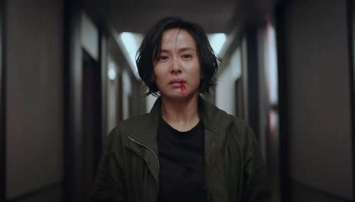 Lanzan un tenso tráiler de la película "Murderer Report" con Jo Yeo Jung y Jung Sung Il