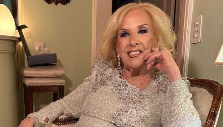 Así es la casa de Mirtha Legrand: arte, inmensos ventanales y plata en pleno centro