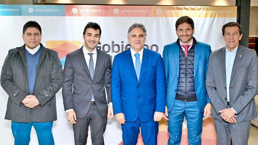 020825_gobernadores_torres_pullaro_llaryora_sadir_vidal_x_g