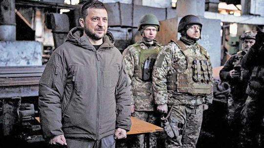 03_08_2025_ucrania_zelenski_cedoc_g