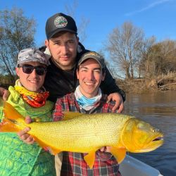 Se trata de un calificado destino que es una excusa perfecta para plan de un día y pescar dorados en múltiples modalidades.