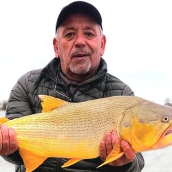 Se trata de un calificado destino que es una excusa perfecta para plan de un día y pescar dorados en múltiples modalidades.