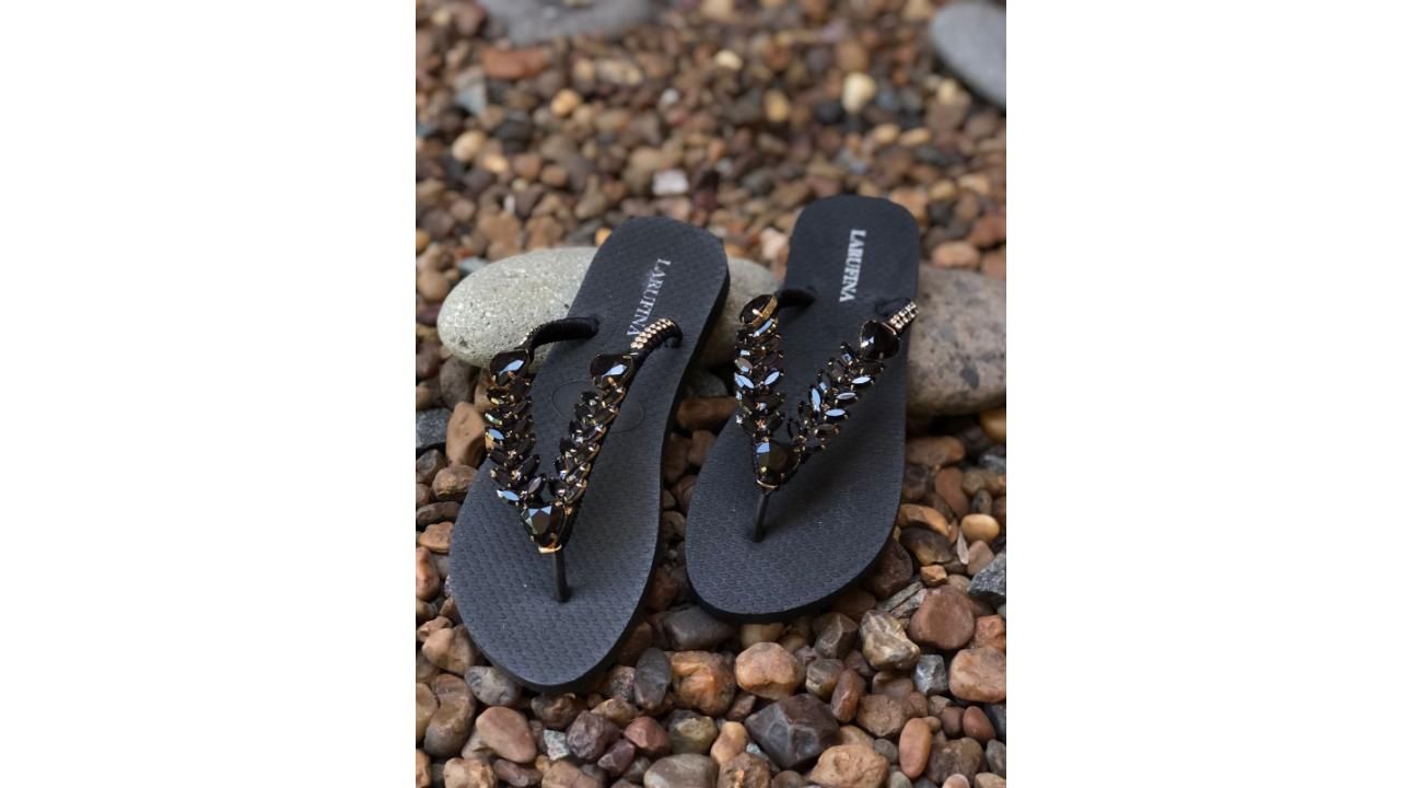 La Rufina Deluxe: El lujo hecho a mano que transforma pantuflas y ojotas en piezas de deseo