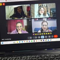 Tu energía comunica antes que tu logo: cómo alinear tu marca con tu frecuencia para atraer a los clientes correctos