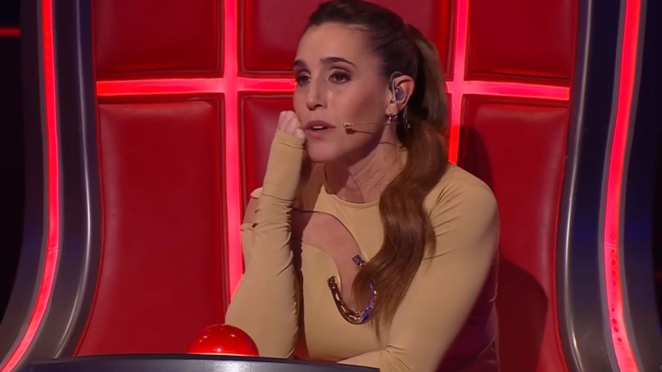 Polémica por la dura decisión y reacción de Soledad Pastorutti en La Voz con dos participantes 