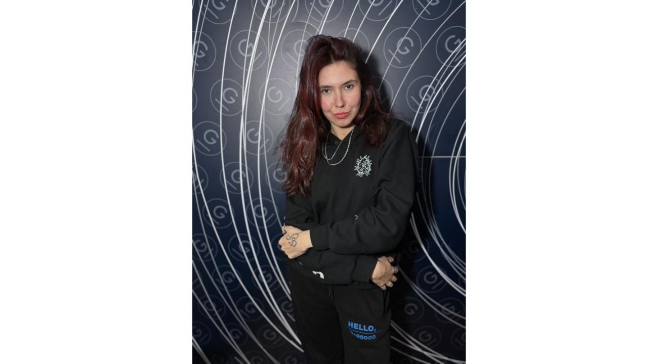 GEIROLA ESTÉTICA Y LA TENDENCIA DEL CABELLO ROJO
