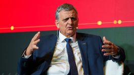 Horacio Marín, CEO de YPF: "No vamos a tomar ventaja del precio internacional de los combustibles"