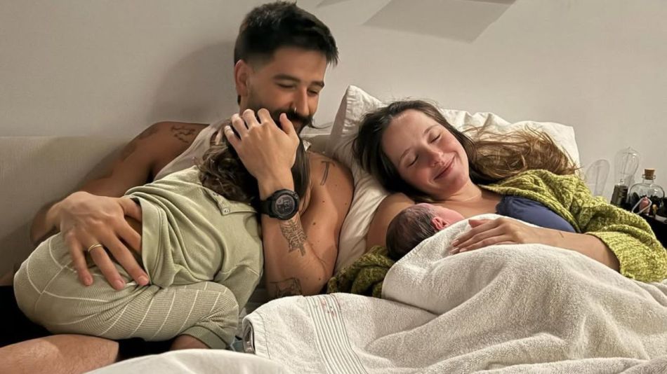 Camilo, Índigo, Evaluna y Amaranto 