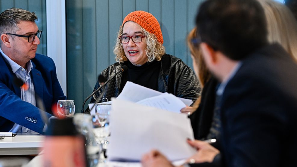 Maria Eva Juncos de She Taxi