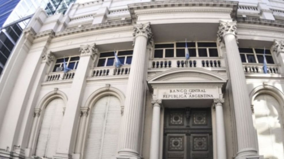 Nau Bernués: “Las reservas deberían superar los USD 80.000 millones para tener un Banco Central sólido”