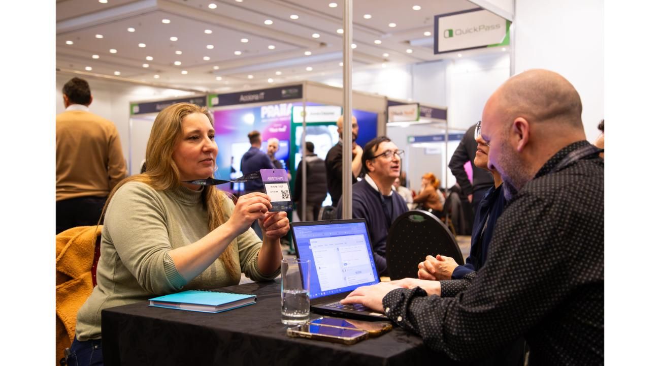 BIZZTECH SUMMIT: EL EVENTO QUE CONECTA INNOVACIÓN Y TECNOLOGÍA PARA POTENCIAR LOS NEGOCIOS DESEMBARCÓ EN BUENOS AIRES 