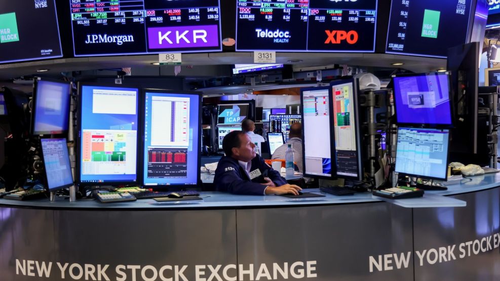US Stocks Drift From Records As Trump Ramps Up Tariff Threats
