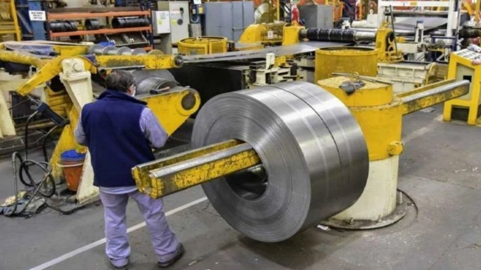 Gastón Alonso: “Vamos hacia un modelo sin industria como Perú o Paraguay”