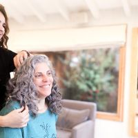 Canas naturales: un acto de amor propio y autenticidad. Por Tania García.