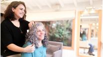 Canas naturales: un acto de amor propio y autenticidad. Por Tania García.