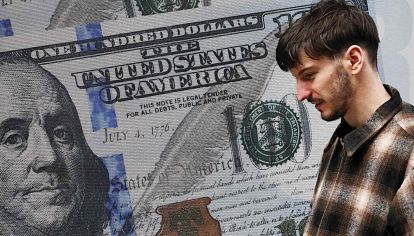 La incertidumbre por la sustentabilidad postelectoral del plan económico disparó el tipo de cambio al techo fijado de la banda.