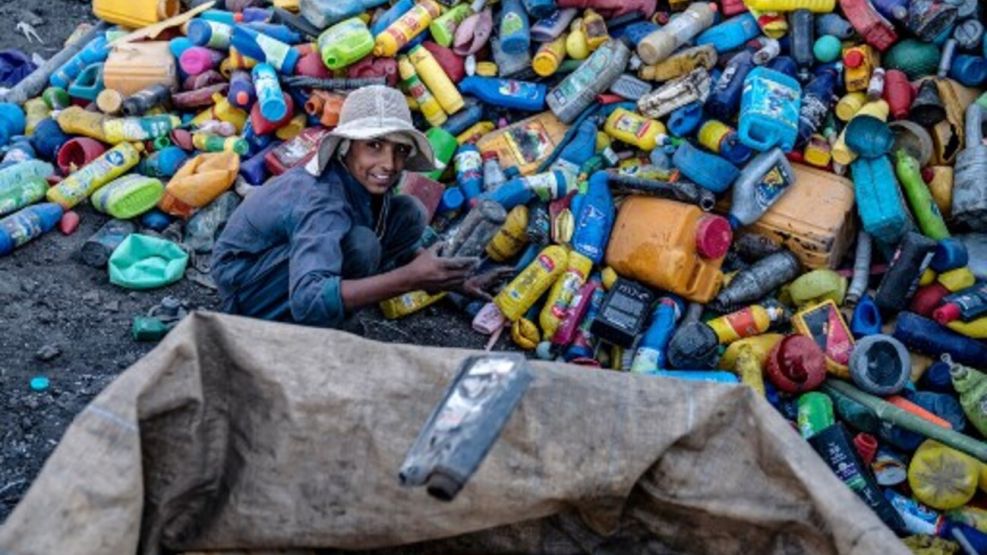CONTAMINACIÓN PLASTICA