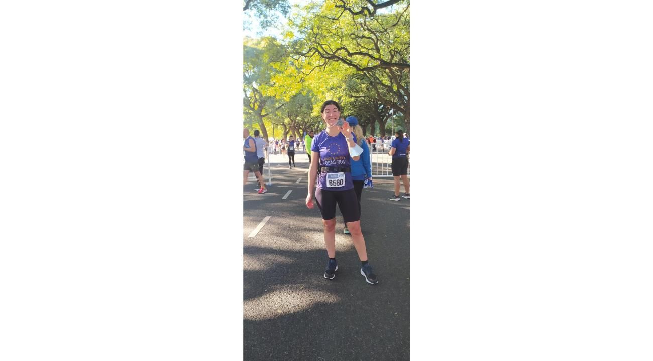 Tus piernas te llevan, pero tu alimentación te sostiene: el entrenamiento invisible del maratonista.