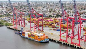 100825_comercio_exterior_container_afp_g