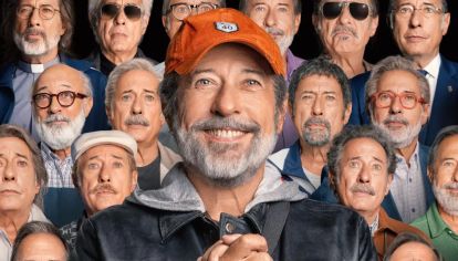 Este jueves se estrena la nueva cinta protagonizada por el icónico humorista argentino en la que interpreta a más de una decena de personajes diferentes.