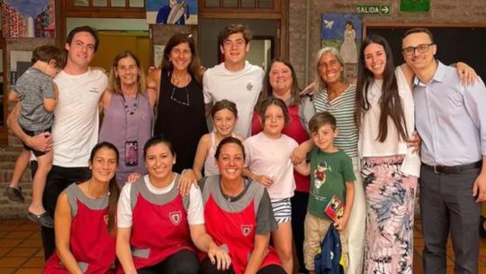 El emotivo homenaje de los alumnos del ex colegio de Franco Colapinto