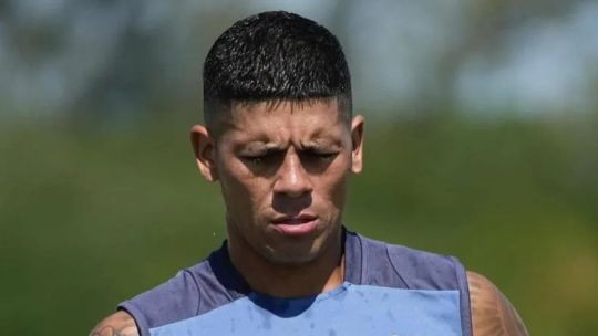 Marcos Rojo ya entrena en Racing, pero un error en su contratación podría dejarlo fuera del Torneo Clausura