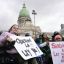 Milei seeks to retake initiative with vetoes after Congress pushback