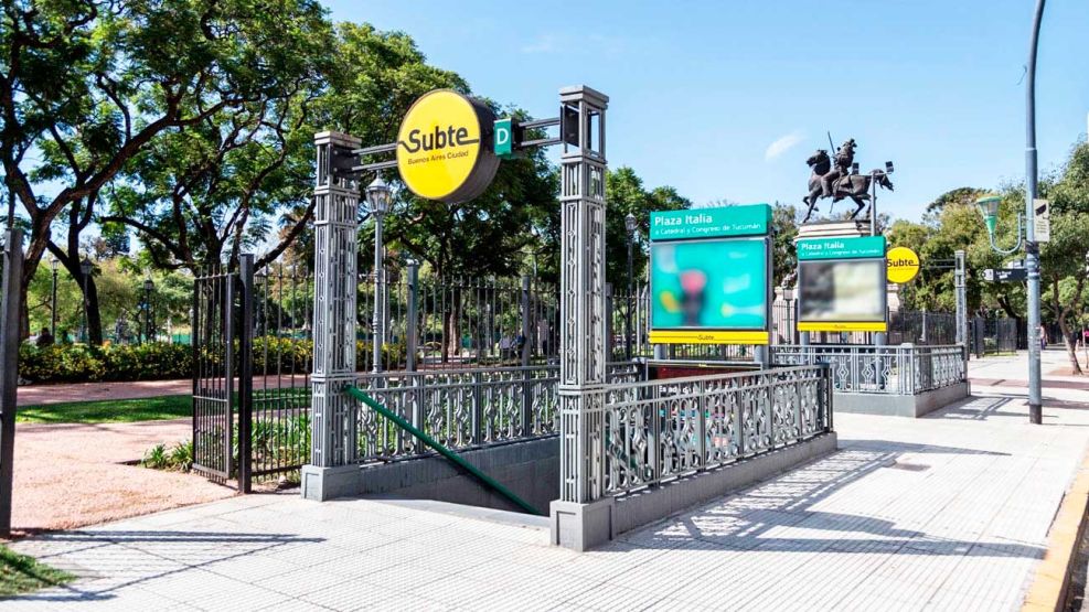 10_08_2025_subte_plaza_italia_gazasbase_g