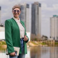 “La comunicación fue siempre mi idioma”: Viko Sansó de la Madrid y una trayectoria que se transforma en agencia digital.